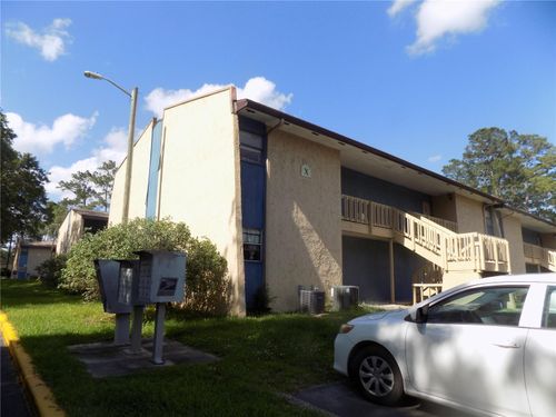 x-201-2811 Archer Rd, Gainesville, FL, 32608-1807 | Card Image