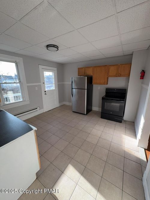 apt-2-746 River St, Scranton, PA, 18505-2184 | Card Image