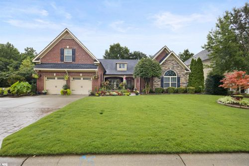 197 Colfax Dr, Boiling Springs, SC, 29316-5680 | Card Image