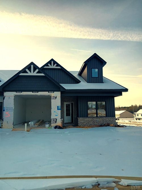 184 Zion Pl, Rustburg, VA, 24588-4888 | Card Image