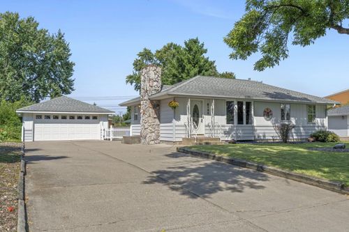 8196 Grange Blvd, Cottage Grove, MN, 55016-2631 | Card Image