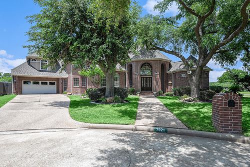 7921 Capri Cir, Houston, TX, 77095-3455 | Card Image