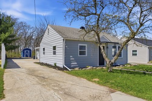 207 Harrington Ave, Crown Point, IN, 46307-3803 | Card Image