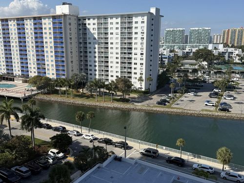 1031-500 Bayview Dr, Sunny Isles Beach, FL, 33160-4780 | Card Image