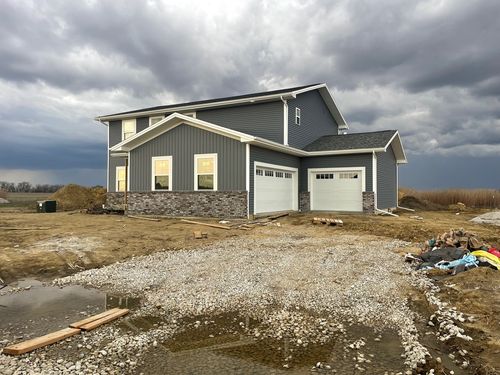 101 Blueboy Ln, Downs, IL, 61736-9309 | Card Image