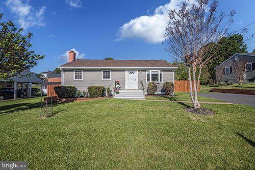 131 S 26th St, PURCELLVILLE, VA, 20132-3216 | Card Image