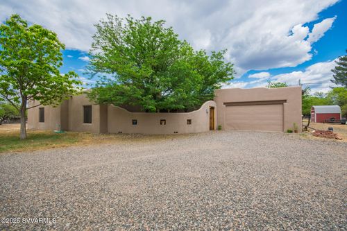 10425 E Willow Dr, Cornville, AZ, 86325-5431 | Card Image