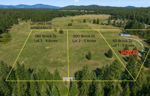200 Brook Dr, Elk, WA, 99009 | Card Image