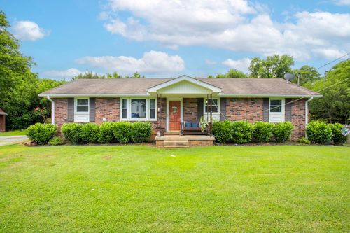 172 Parrish St, LA VERGNE, TN, 37086-3052 | Card Image