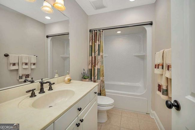 116 Fox Run Dr, Townhouse with 4 bedrooms, 3 bathrooms and null parking in Brunswick GA | Image 11