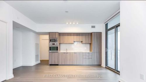 2208-11 Wellesley St W, Toronto, ON, M4Y0G4 | Card Image