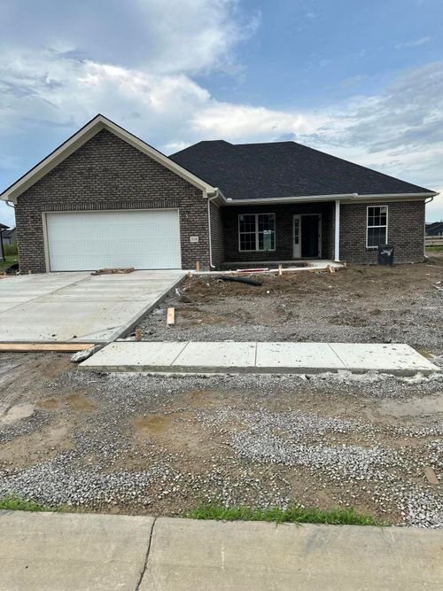 518 Chickasaw Dr, Richmond, KY, 40475-9067 | Card Image