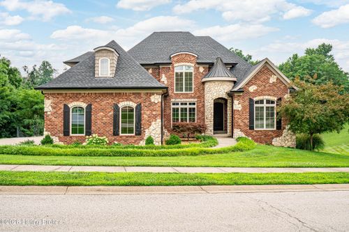 3642 Woodland Lks, Floyds Knobs, IN, 47119-9778 | Card Image