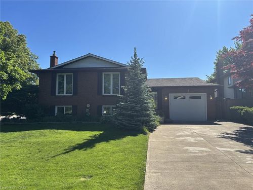 1 Amesbury Crescent, Stoney Creek, ON, L8J1Z9 | Card Image