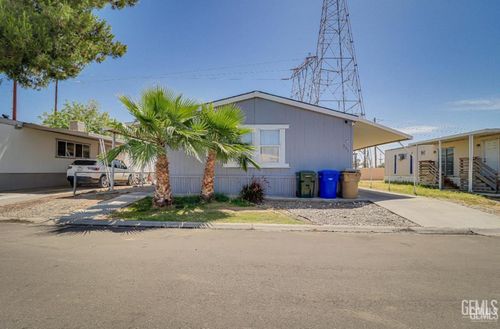 221-6601 Eucalyptus Dr, Bakersfield, CA, 93306-6845 | Card Image