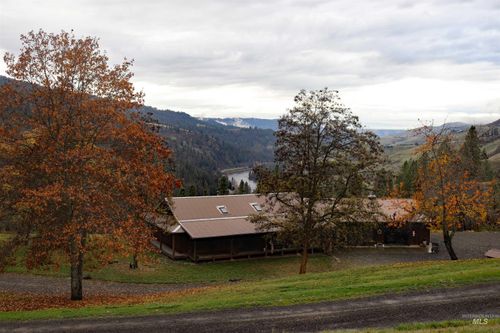 20044 Orchard Ln, Lenore, ID, 83541-6103 | Card Image