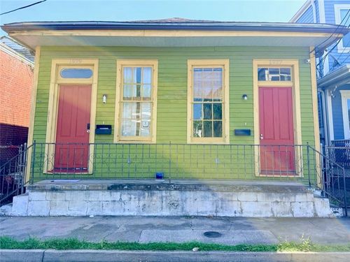 1927-1927 Delachaise St, New Orleans, LA, 70115-5327 | Card Image