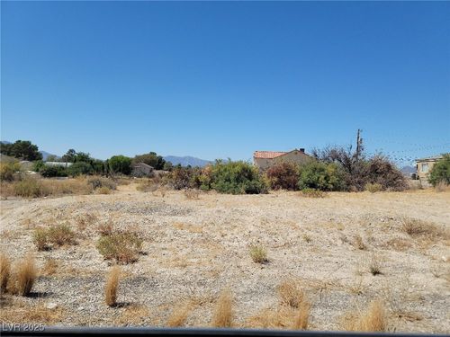 1100 Karen Ct, Pahrump, NV, 89048 | Card Image