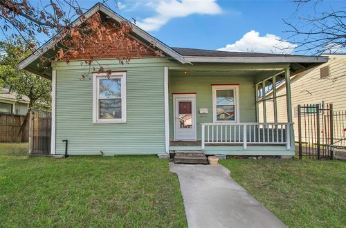 207 Northwood St, Houston, TX, 77009-6125 | Card Image