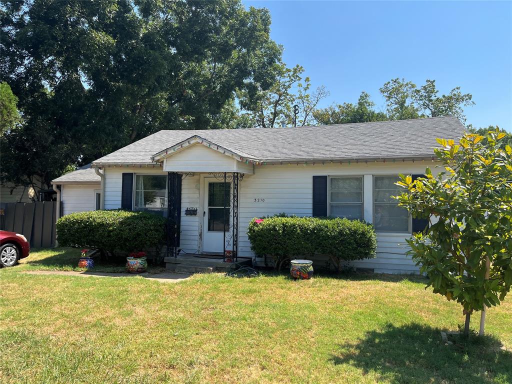 Indianola St, Dallas, TX 75227
