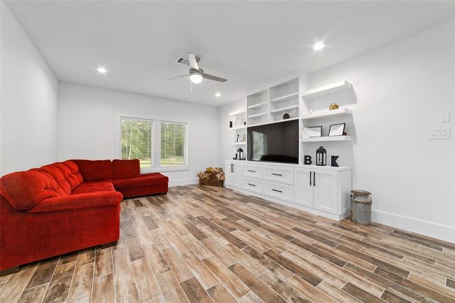 3014 Titus, House other with 4 bedrooms, 3 bathrooms and 3 parking in New Caney TX | Image 12