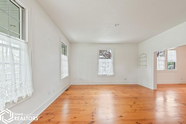 104 W North St, House other with 2 bedrooms, 2 bathrooms and null parking in Bloomfield IA | Image 4