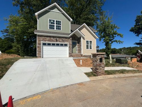 604 Harvey Ln, Chattanooga, TN, 37411-1833 | Card Image