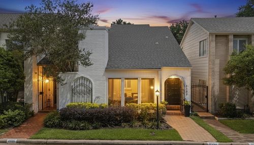 9584 Doliver Dr, Houston, TX, 77063-1057 | Card Image