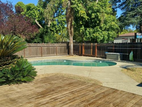 445 Coleman Court, Modesto, CA, 95354 | Card Image
