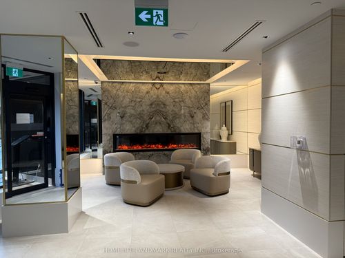 910-5858 Yonge Street, North York, ON, M2M3T3 | Card Image