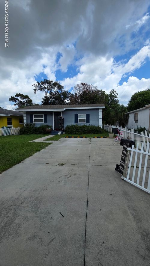 520 Ryoland St, Melbourne, FL, 32901-6044 | Card Image