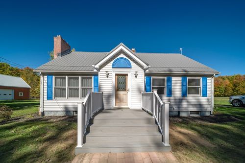 12704 Old Lake Rd, East Springfield, PA, 16411-9516 | Card Image