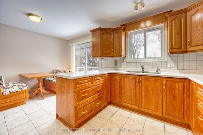 60 D'andrea Trail, House other with 2 bedrooms, 3 bathrooms and 4 parking in Sarnia ON | Image 11