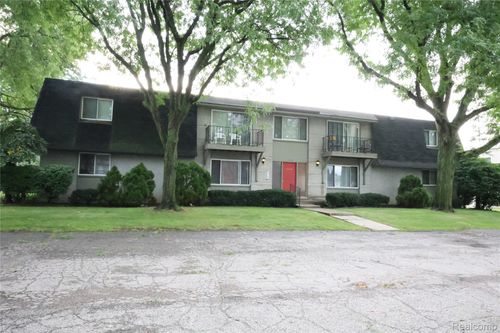 25-19820 W 12 Mile Rd, Southfield, MI, 48076-2546 | Card Image