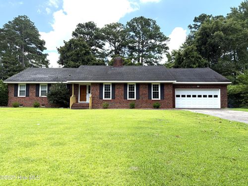 2105 Dallas Dr, Kinston, NC, 28504-1305 | Card Image