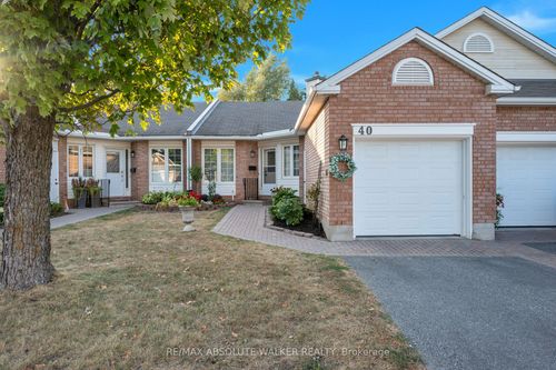 20-40 Grand Harbour Court, Stittsville - Munster - Richmond, ON, K2S1H1 | Card Image