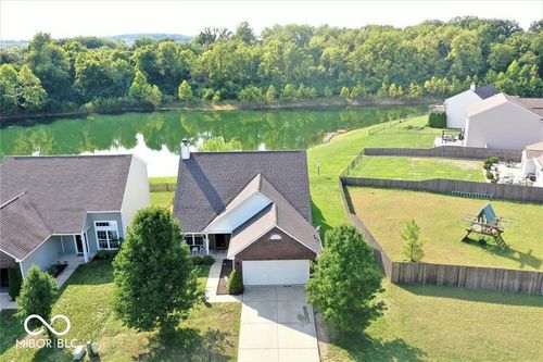 7464 Jenison Dr, Indianapolis, IN, 46217-9211 | Card Image