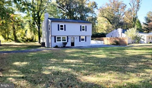 8426 Woodlawn St, ALEXANDRIA, VA, 22309-1718 | Card Image
