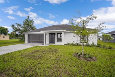 945 N Singleton Avenue, House other with 3 bedrooms, 2 bathrooms and null parking in Titusville FL | Image 1