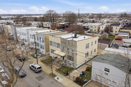 287 Logan Ave, Bronx, NY, 10465-3495 | Card Image