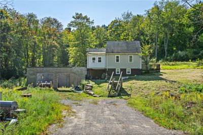 3807 Burgettstown Rd, House other with 2 bedrooms, 1 bathrooms and null parking in Findlay Twp PA | Image 2