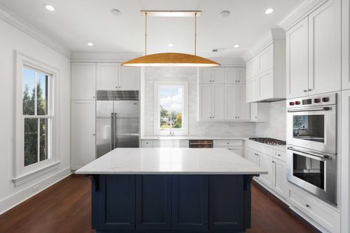 a-59 Barre St, Charleston, SC, 29401-1105 | Card Image