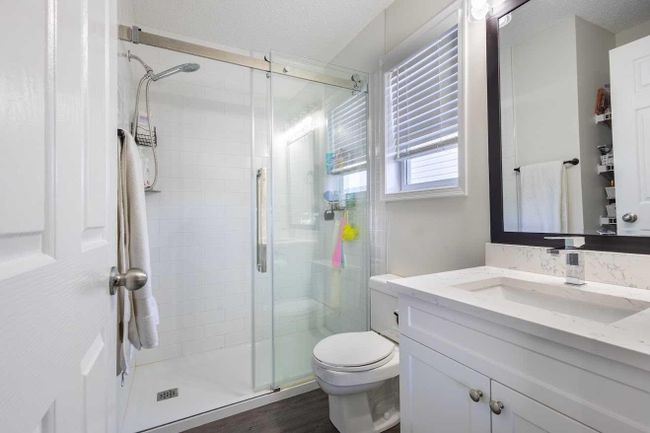 32 Arbour Crest Dr Nw, House detached with 3 bedrooms, 3 bathrooms and 2 parking in Calgary AB | Image 15