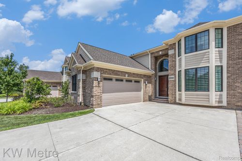 20282 Beacon Way, Northville Township, MI, 48167-3063 | Card Image