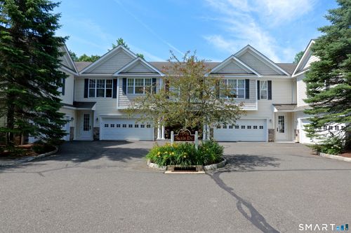 76-76 Suzie Dr, Newtown, CT, 06470-1261 | Card Image