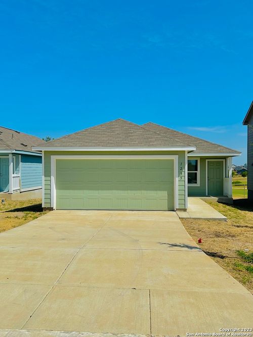 1235 Art Wall Way, San Antonio, TX, 78221-4491 | Card Image