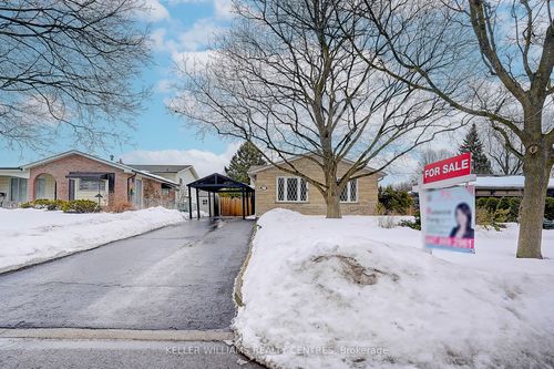 17 Sir Kay Dr, Markham, ON, L3P2Y9 | Card Image