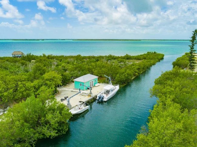 Dock | Image 71