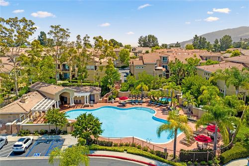 1043 S Saint Tropez Ave, Anaheim, CA, 92808-1560 | Card Image