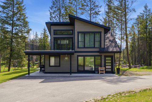 15 Quinley Ln, Whitefish, MT, 59937-8723 | Card Image